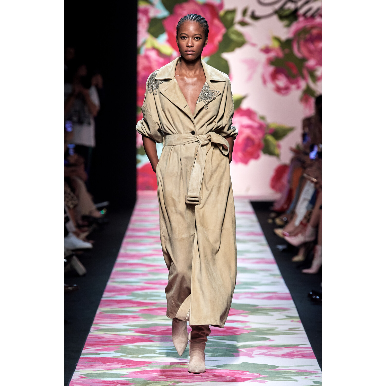 Фото Blumarine Spring 2020 / Blumarine весна-лето 2020 / Неделя моды: Милан